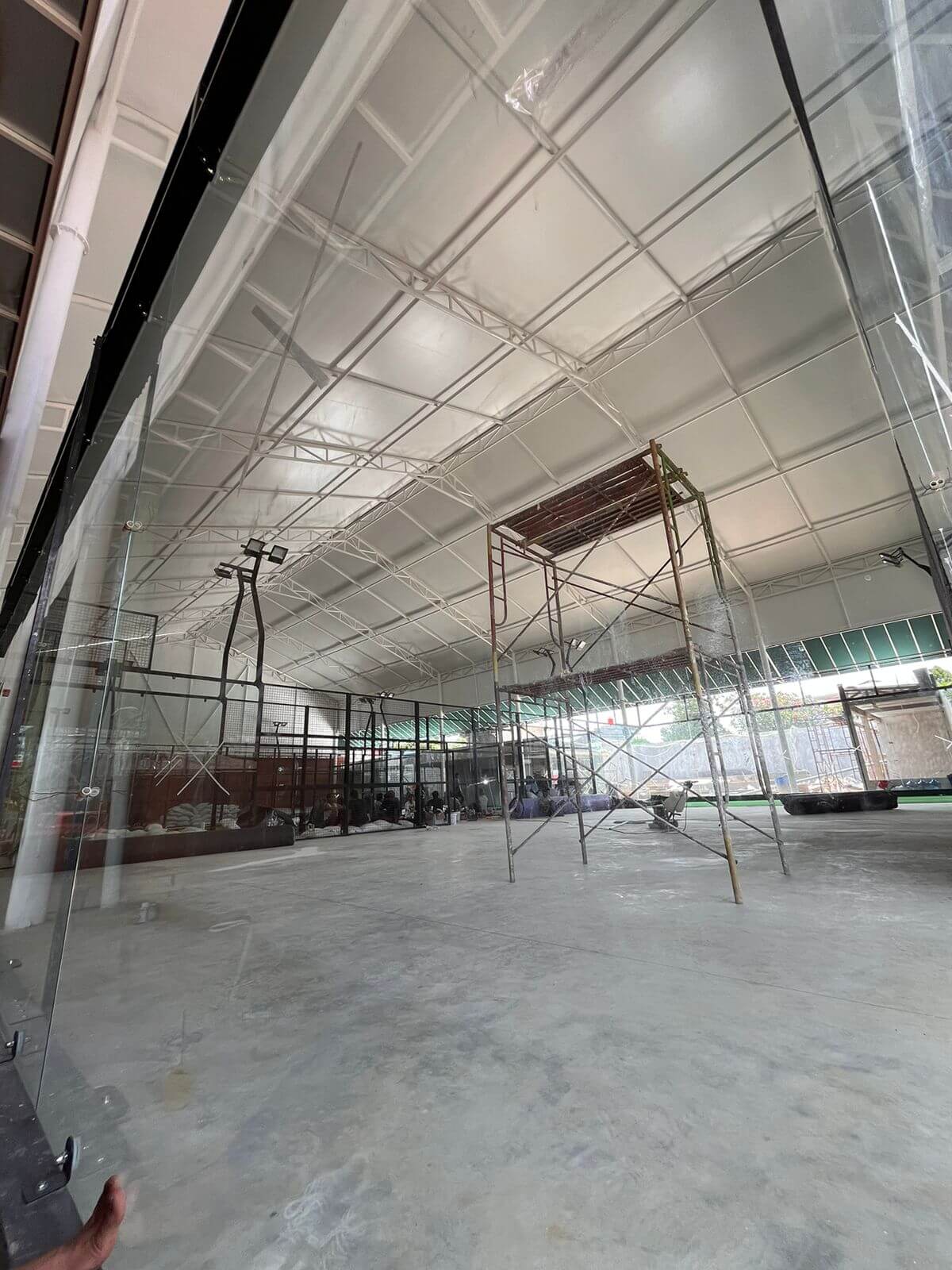 Tenda Membrane Lapangan Padel